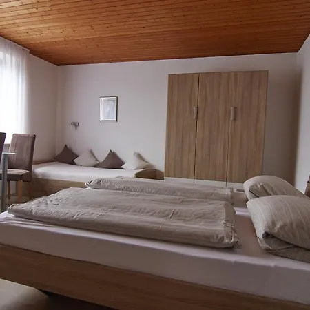 Gisela Bed & Self Check-in Business Jakobsweg Gæstehus 3*