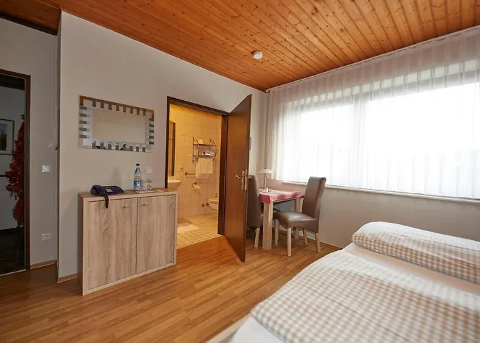 Gisela Bed And Self Check In ゲストハウス Brakel